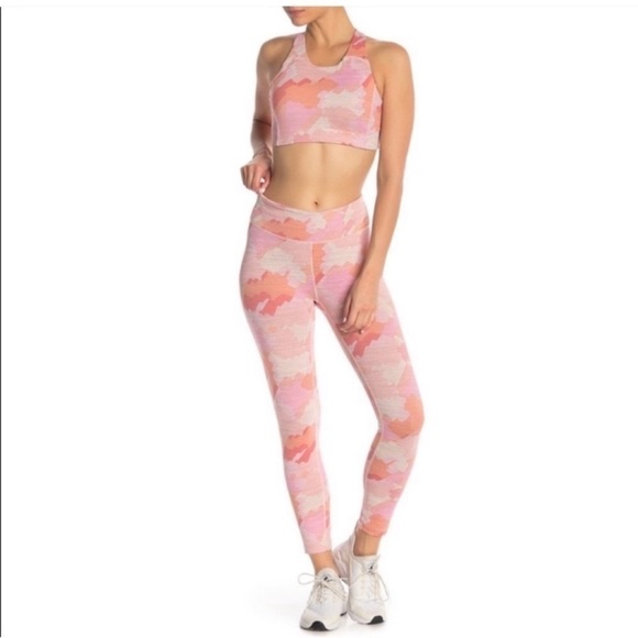 Outdoor Voices Tech Sweat Flex Pink Camo Workout Yoga Leggings - Picture 1 of 9